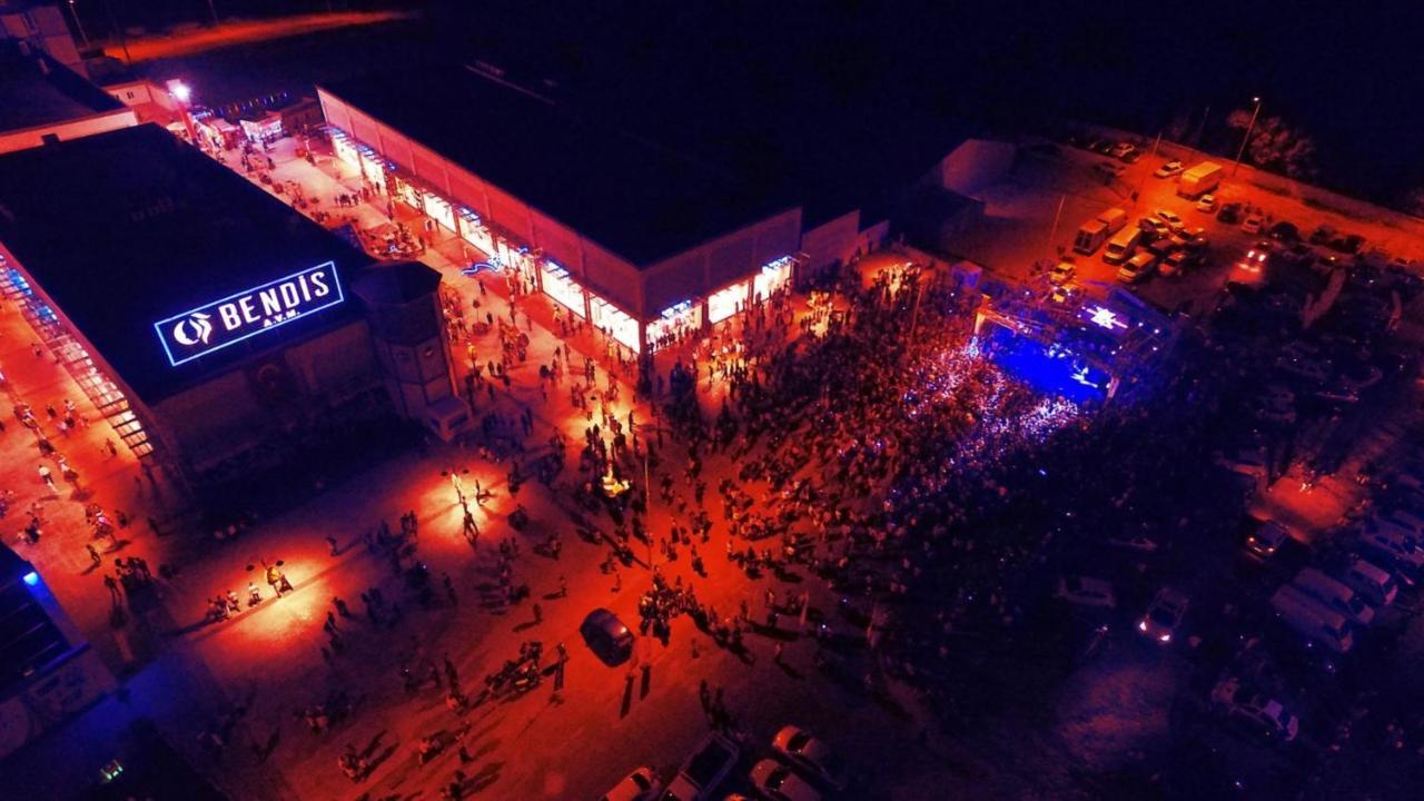 Bendis Hotel Halic Esterno foto