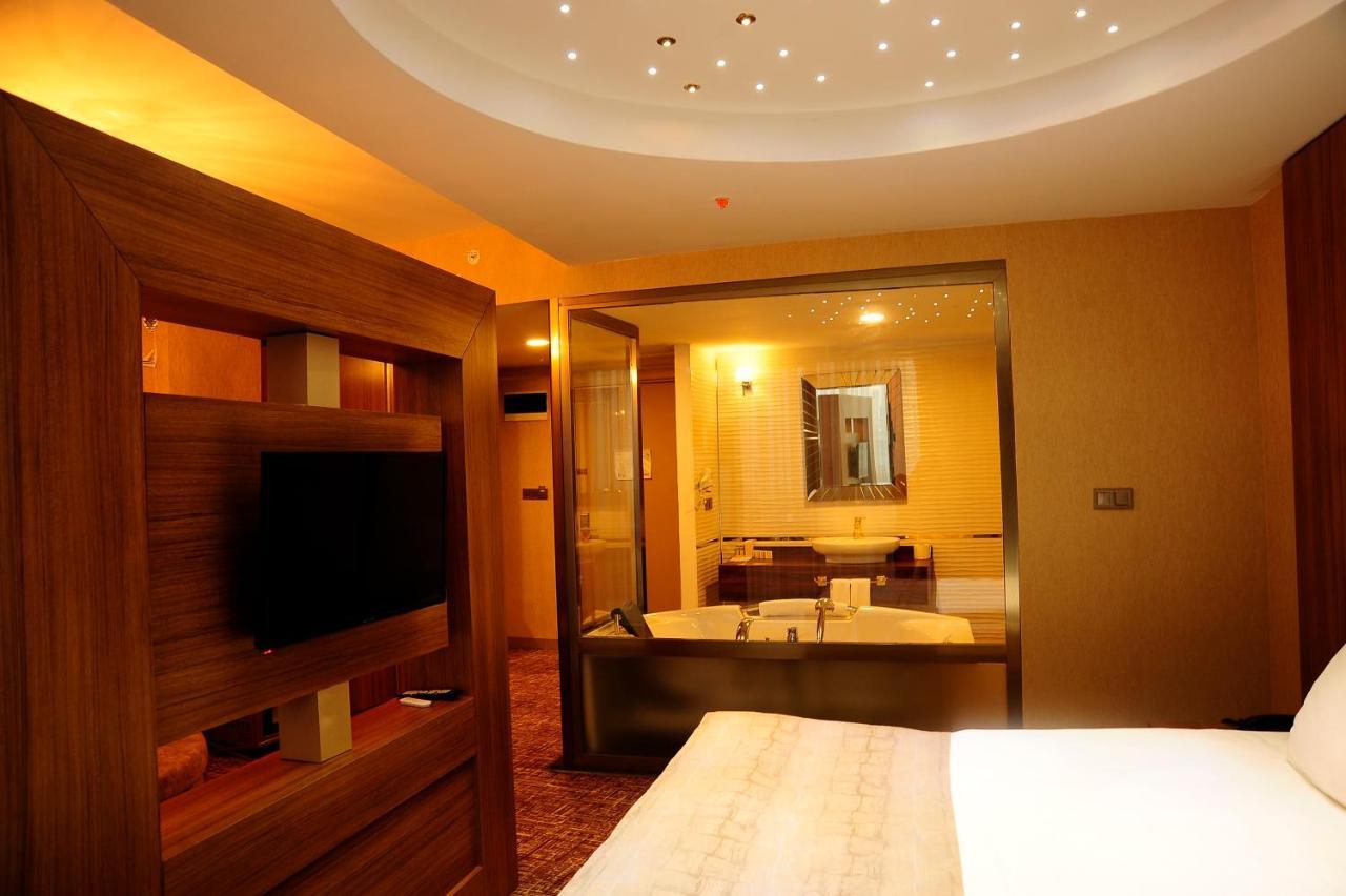 Bendis Hotel Halic Esterno foto