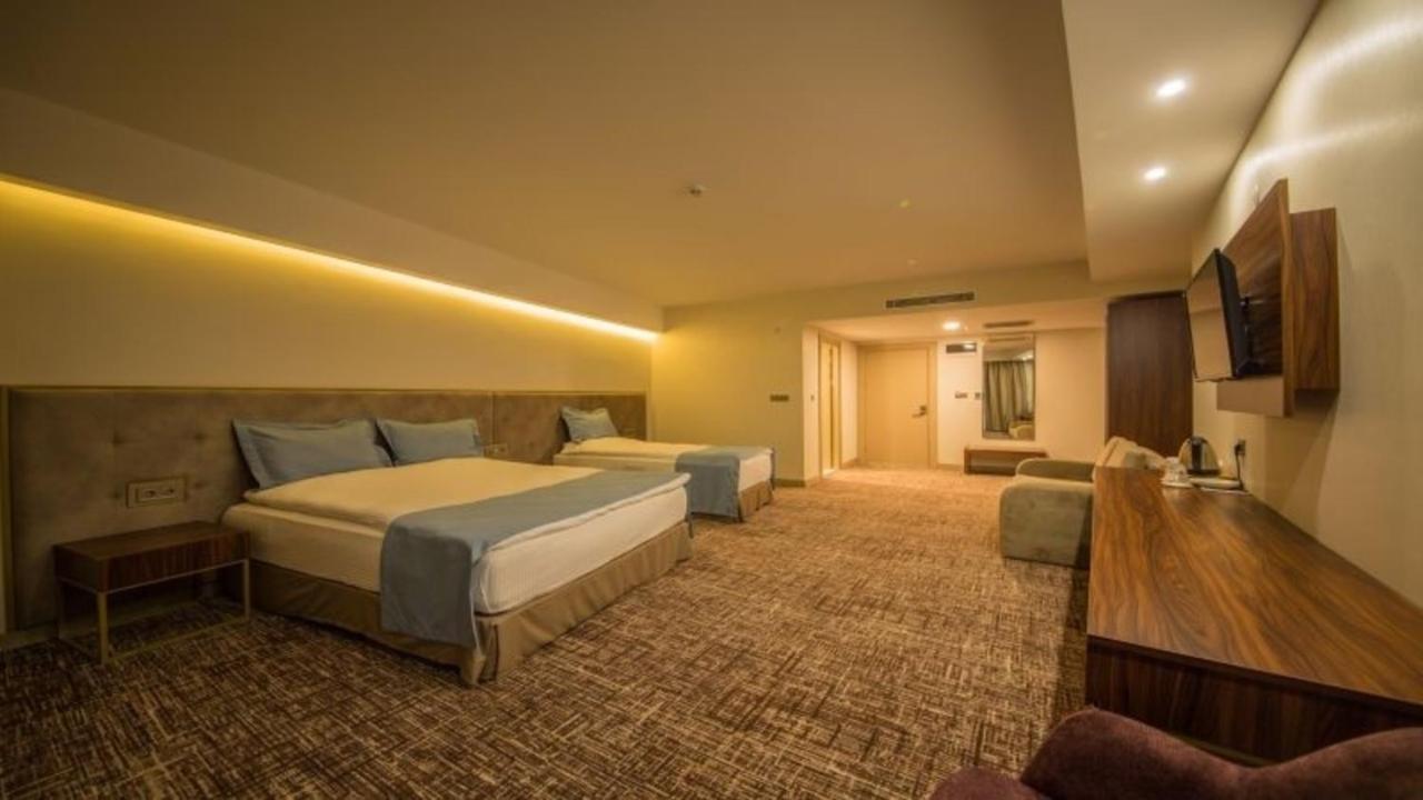 Bendis Hotel Halic Esterno foto